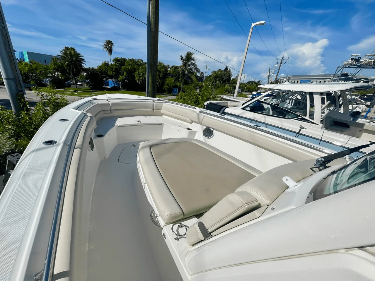2018 Boston Whaler 330 Outrage 33.0 feet, Naples, Florida #4