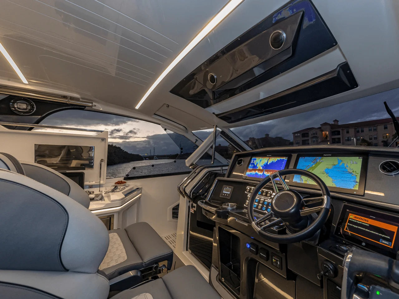 2026 Galeon 335 GTO 33.0 feet, Inuvik, Northwest Territories #103