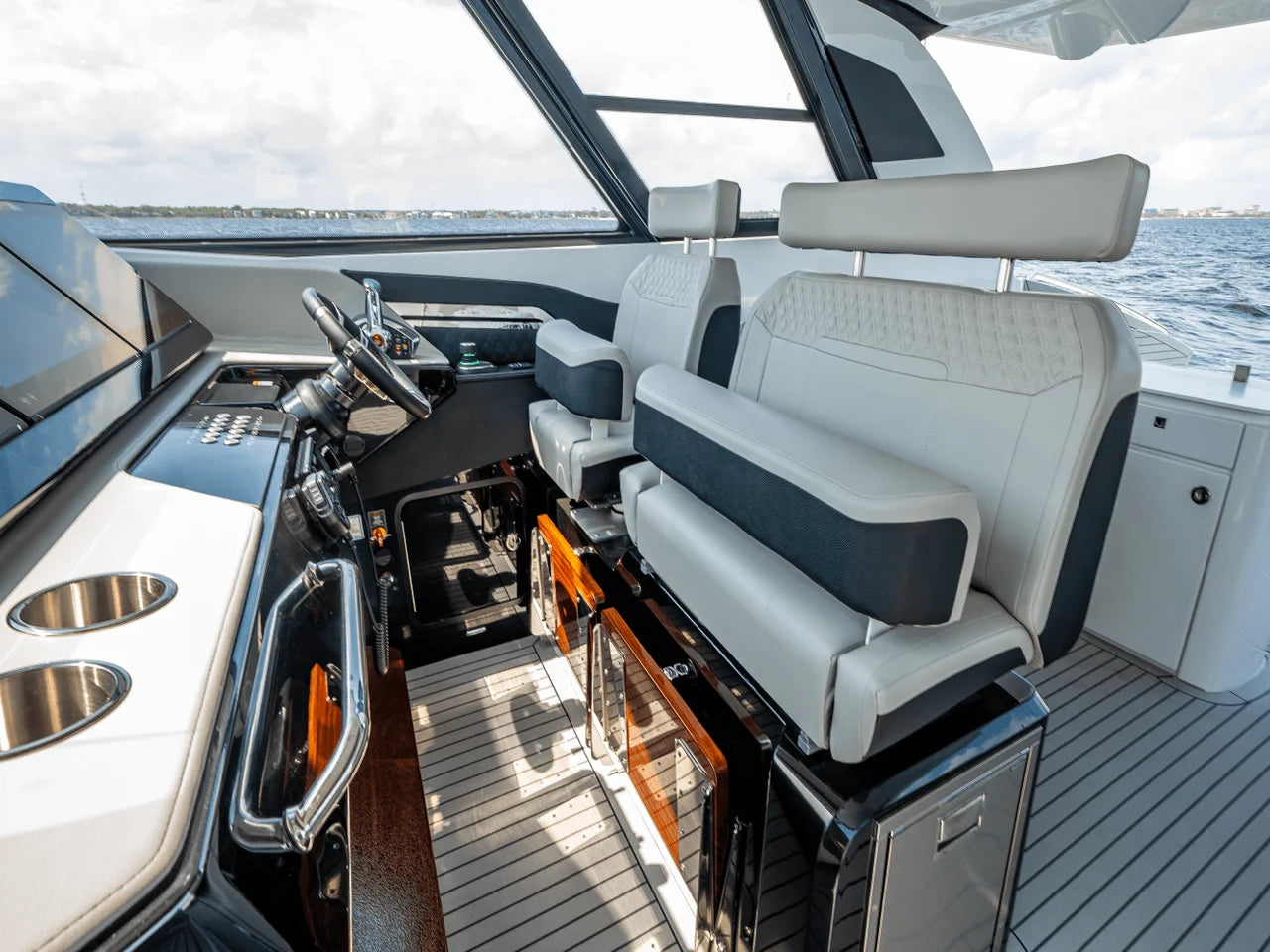 2025 Cruisers Yachts 50 GLS 50.0 feet, Pensacola, Florida #39
