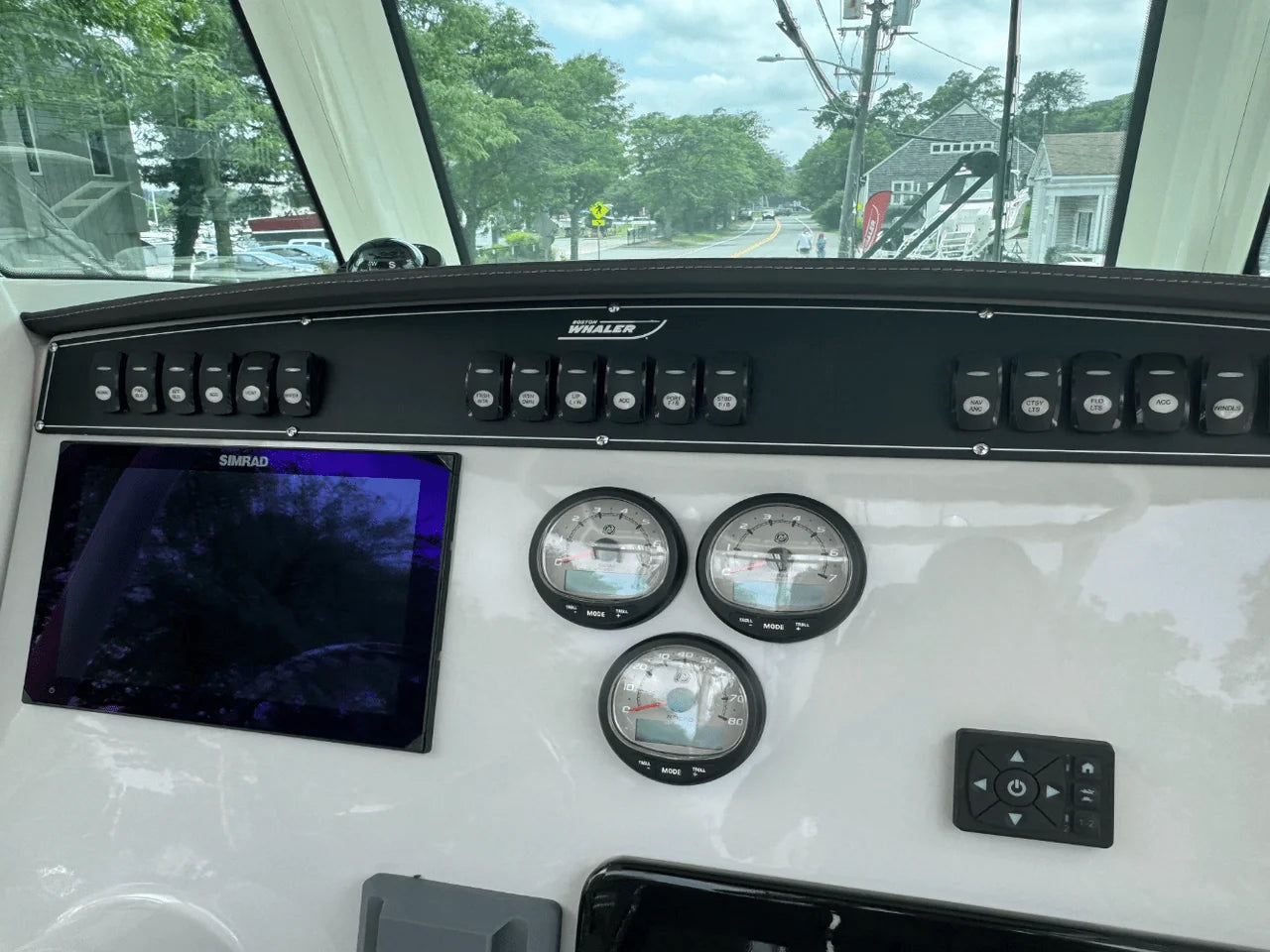 2026 Boston Whaler 250 Outrage 25.0 feet, Huntington, NY #19