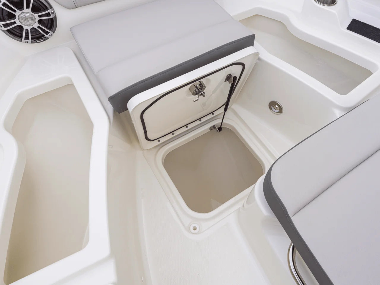 2026 Sea Ray SDX 250 Outboard 25.0 feet, Grasonville, MD #10
