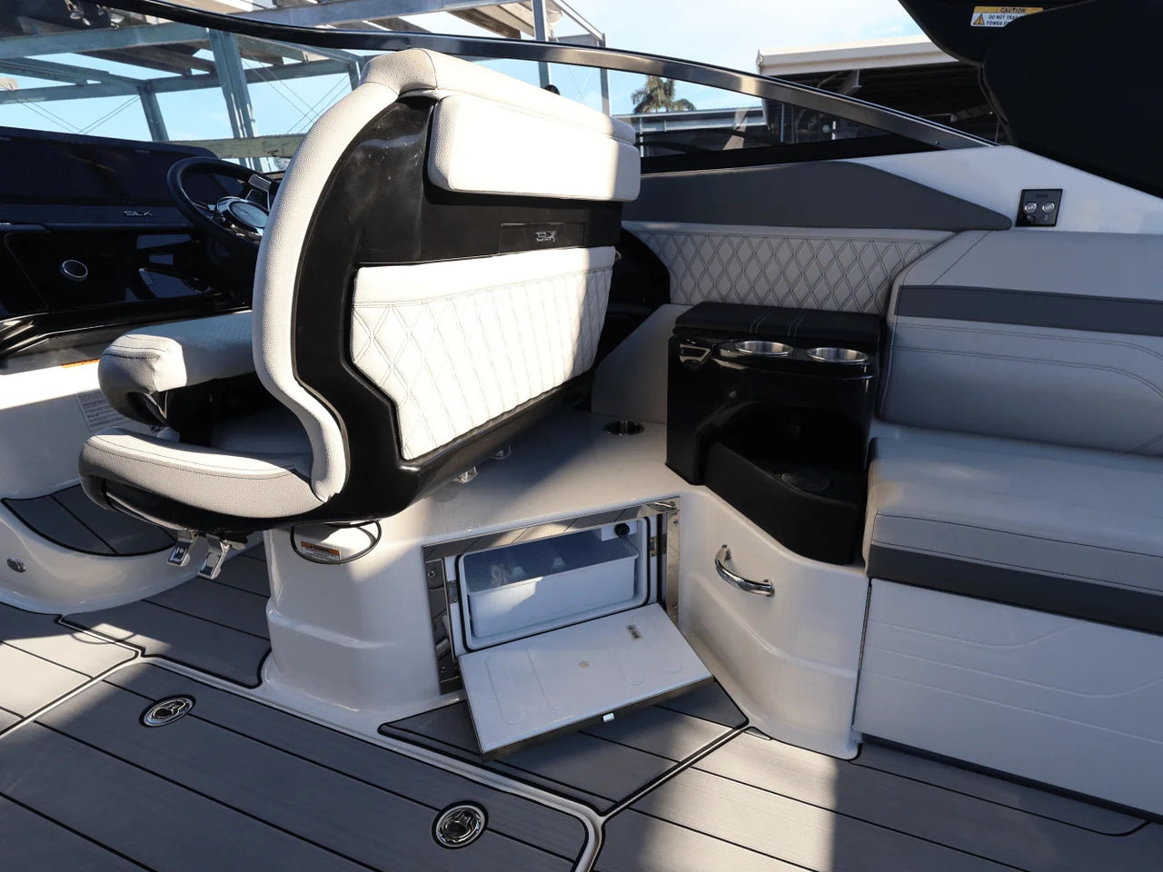 2025 Sea Ray SLX 280 28.0 feet, Naples, Florida #12