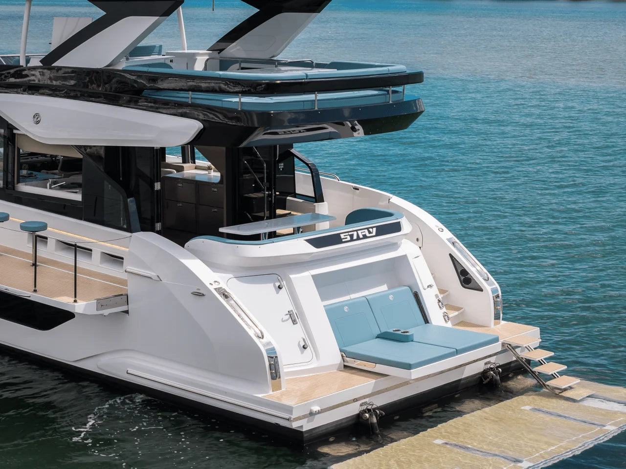 2026 Cruisers Yachts 57 FLY 57.0 feet, Jupiter, Florida #92
