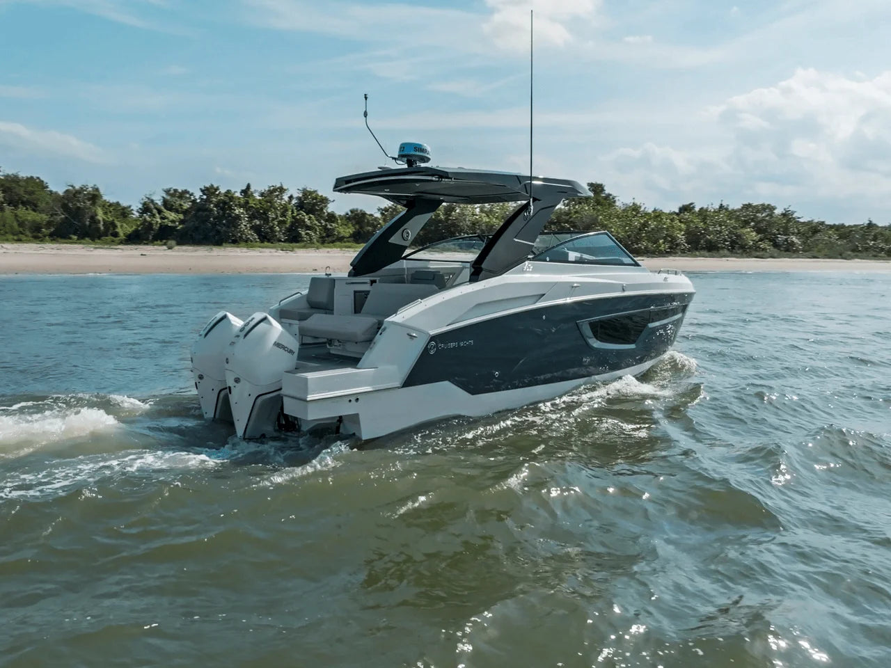 2026 Cruisers Yachts 34 GLS Outboard 35.0 feet, Inuvik, Northwest Territories #37