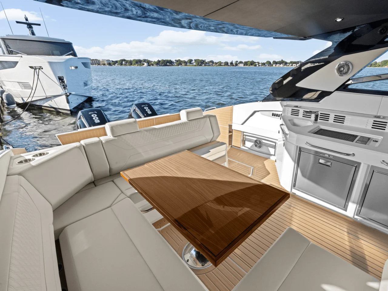 2025 Cruisers Yachts 42 GLS Outboard 42.0 feet, Quincy, MA #12