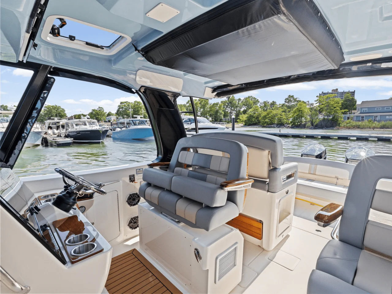 2025 Boston Whaler 380 Realm 38.0 feet, Quincy, MA #26