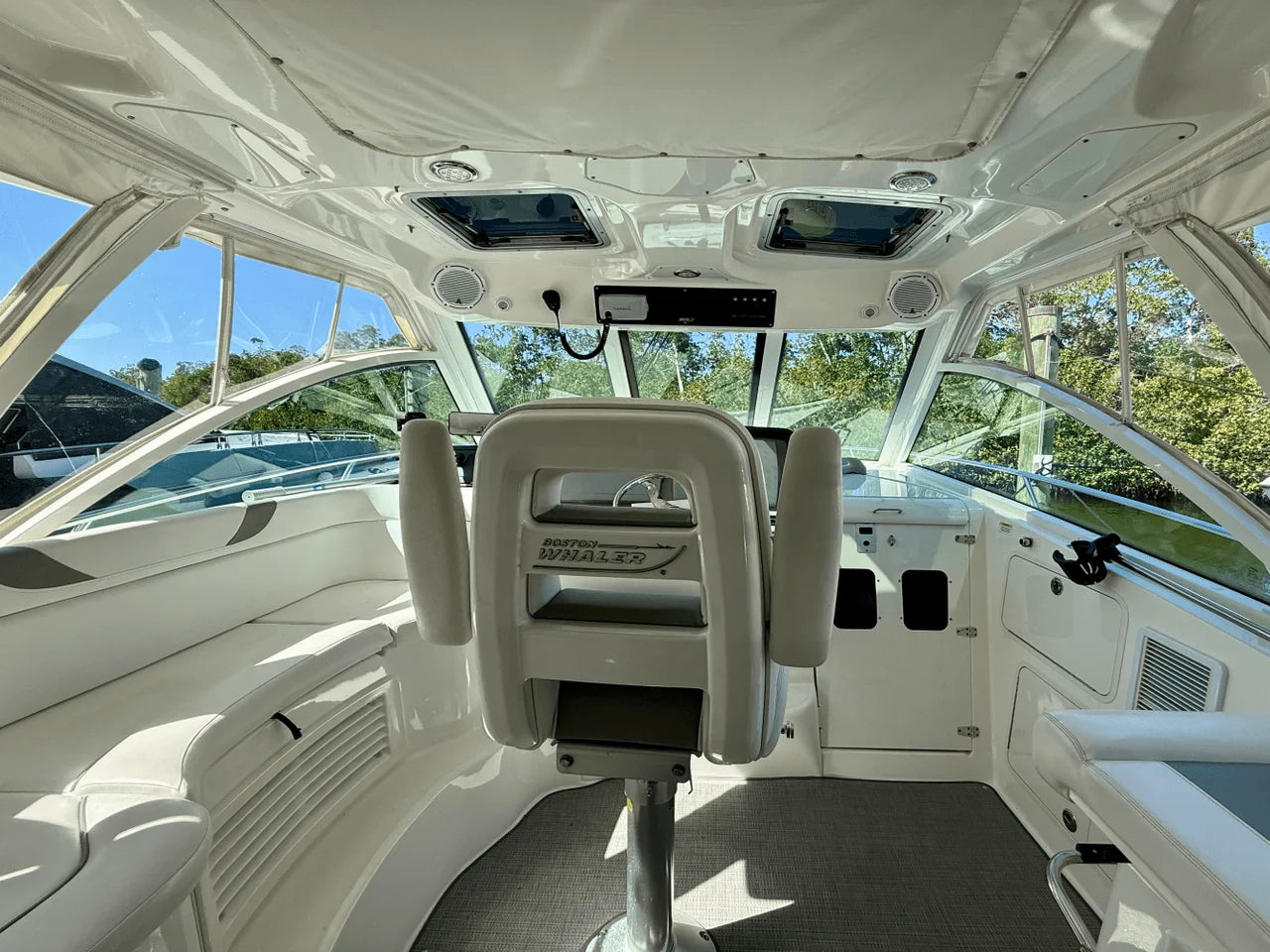 2013 Boston Whaler 345 CONQUEST 34.0 feet, Fort Myers, FL #27