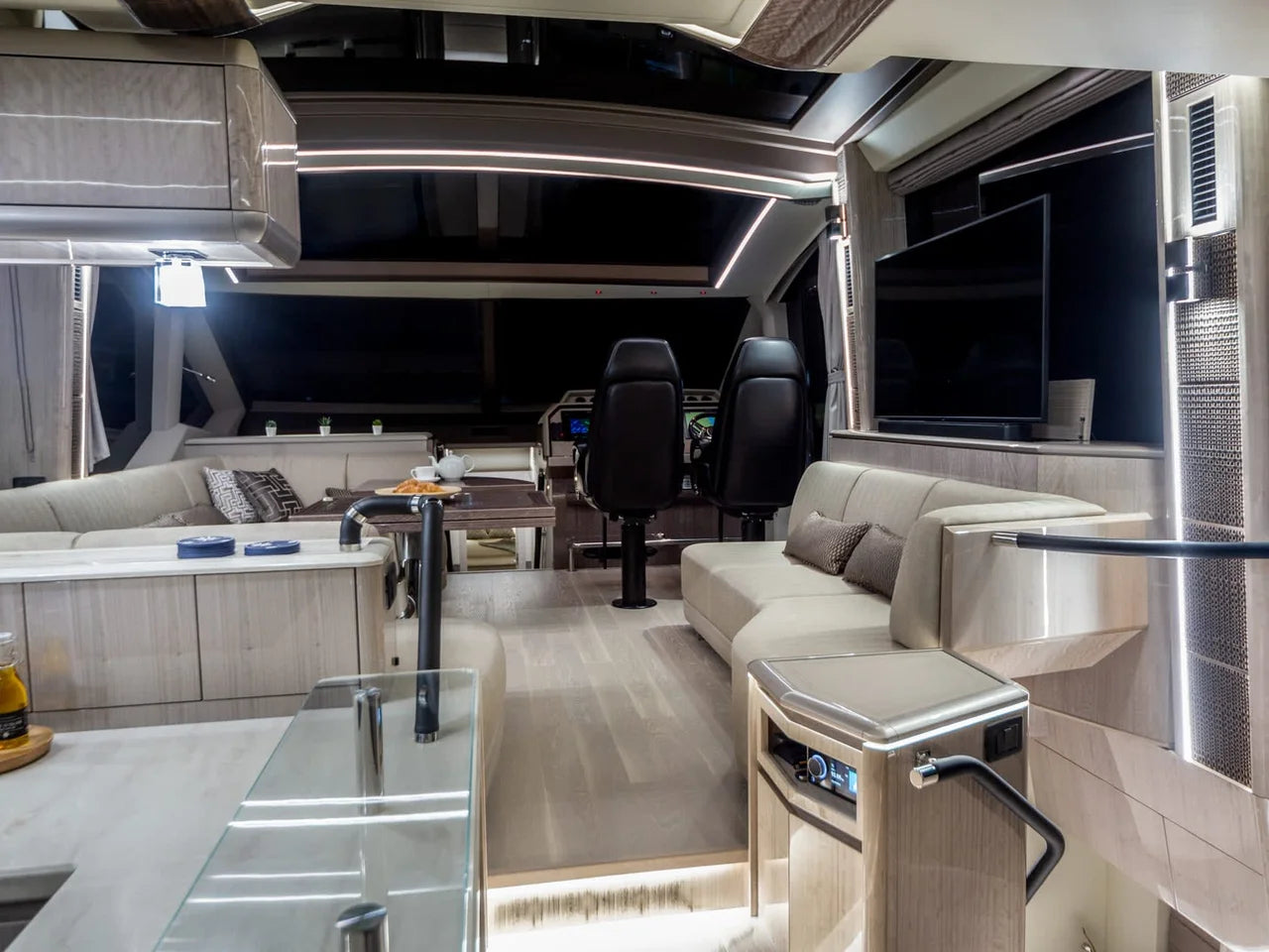 2026 Galeon 700 SKY 72.0 feet, Inuvik, Northwest Territories #75