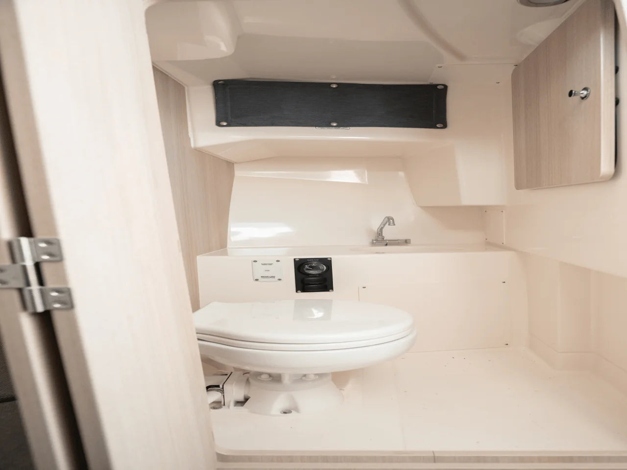 2025 Bayliner T25 Pilothouse 25.0 feet, Inuvik, Northwest Territories #10