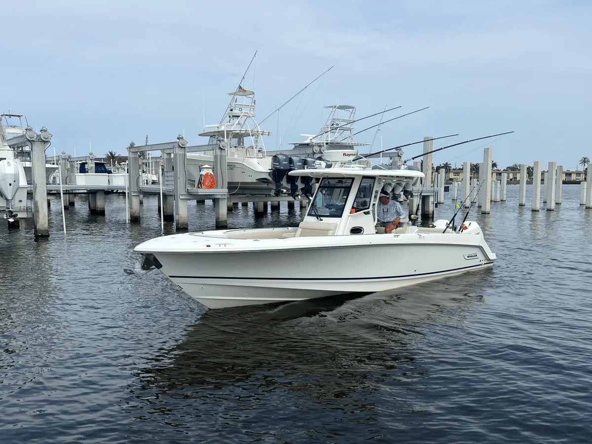 2019 Boston Whaler 280 OUTRAGE 28.0 feet, Stuart, Florida #2
