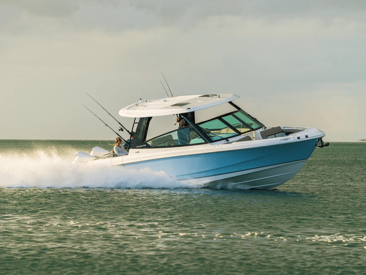 2027 Boston Whaler 330 Vantage 33.0 feet, Stuart, Florida #1