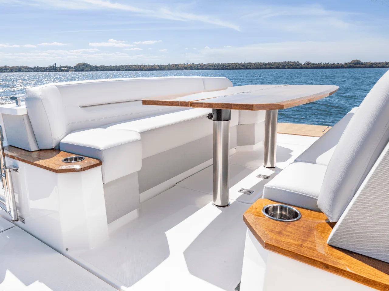 2025 Tiara Yachts EX 54 54.0 feet, Inuvik, Northwest Territories #8