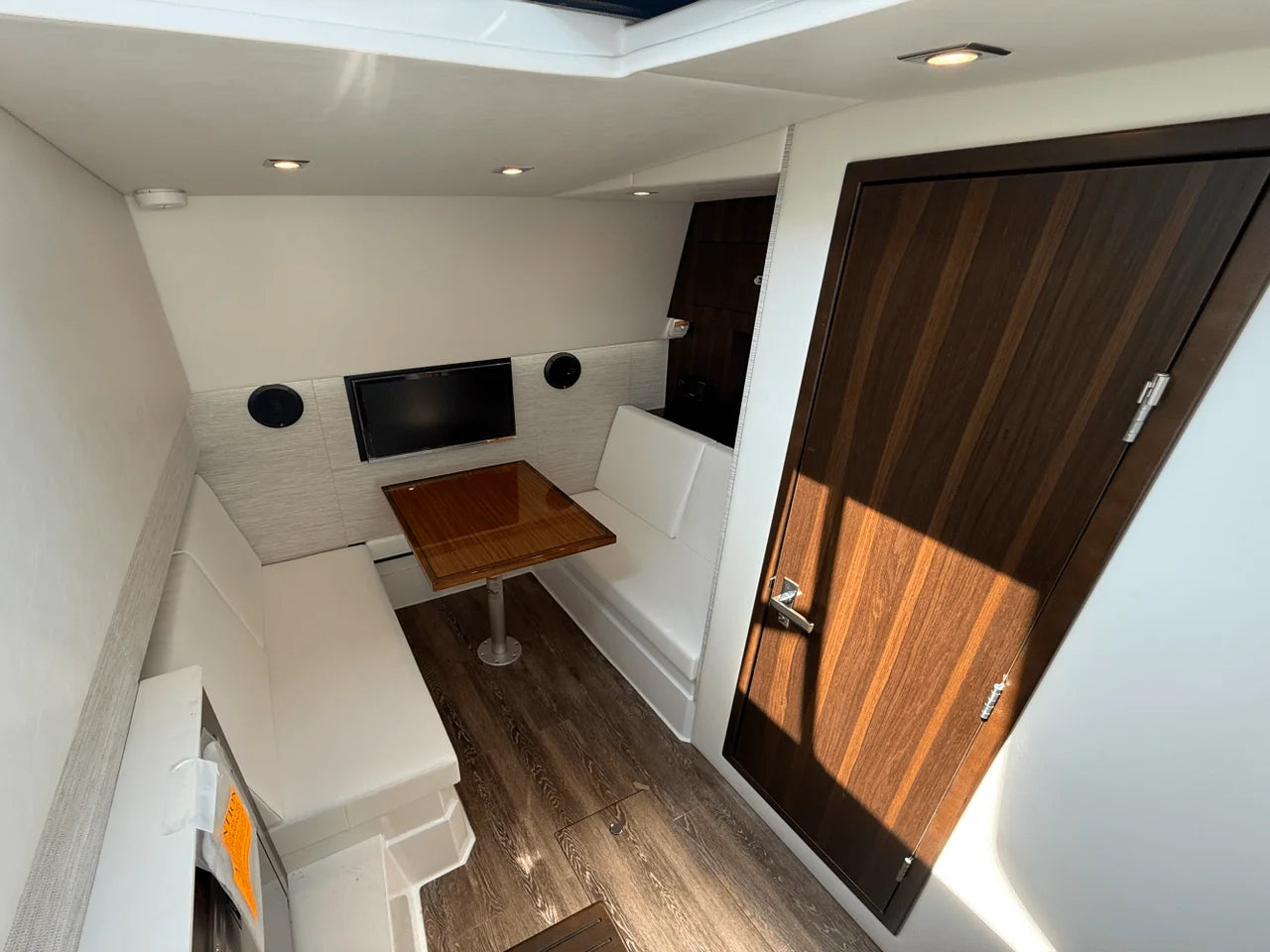2026 Cruisers Yachts 34 GLS Outboard 34.0 feet, Grasonville, MD #23