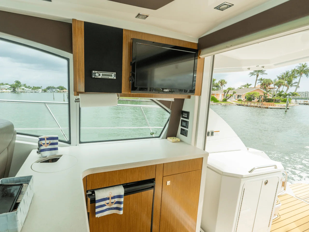 2016 Cruisers Yachts 41 CANTIUS 41.0 feet, st. Petersburg, FL #10