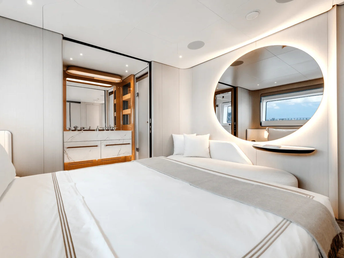 2027 Azimut Grande 36M 115.0 feet, Inuvik, Northwest Territories #19