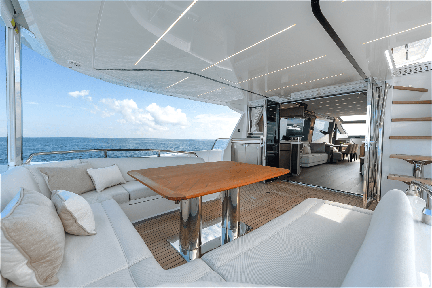 2026 Galeon 800 FLY 83.0 feet, Inuvik, Northwest Territories #12