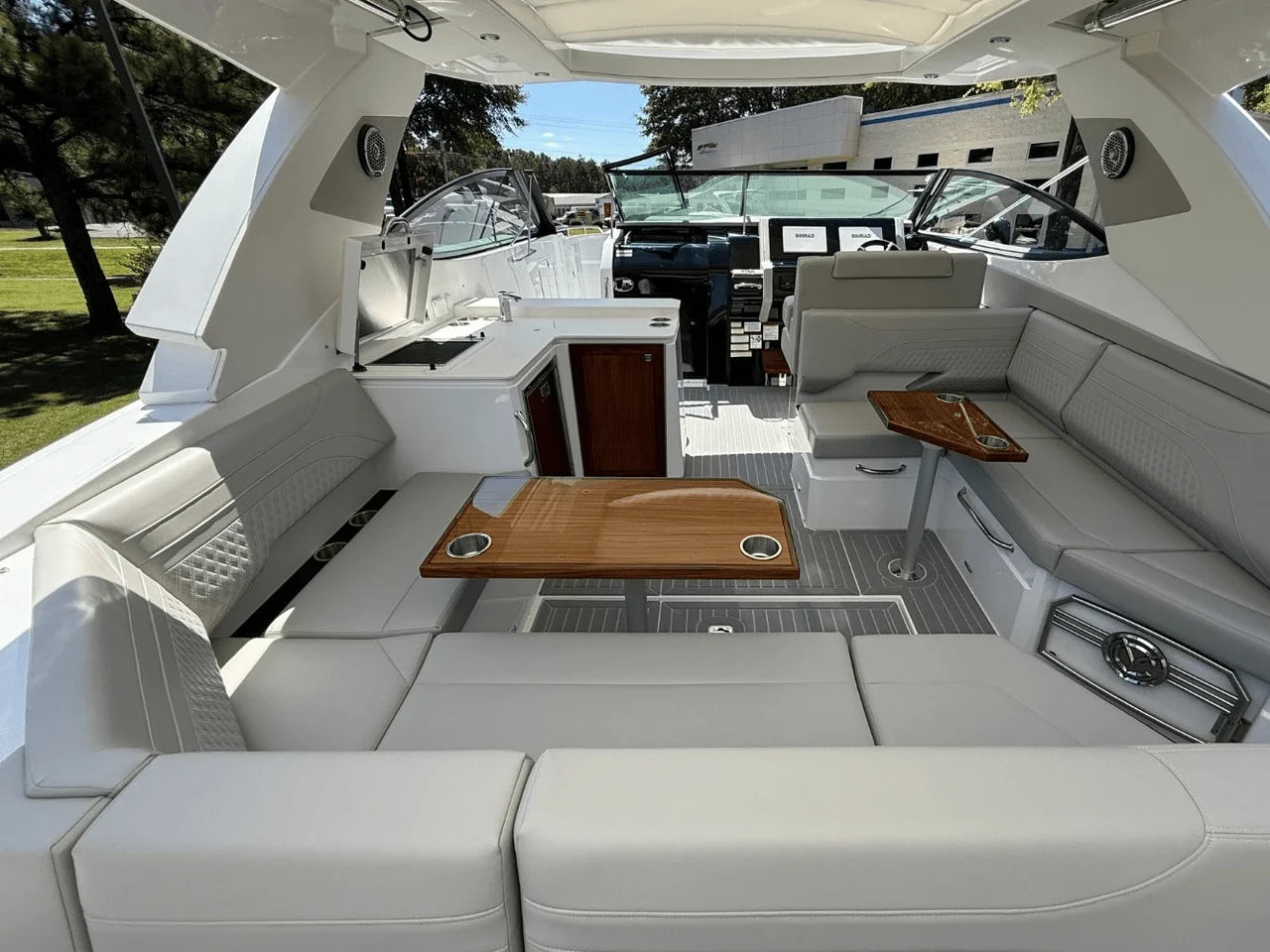 2026 Cruisers Yachts 38 GLS 37.0 feet, Lake Ozark, MO #15