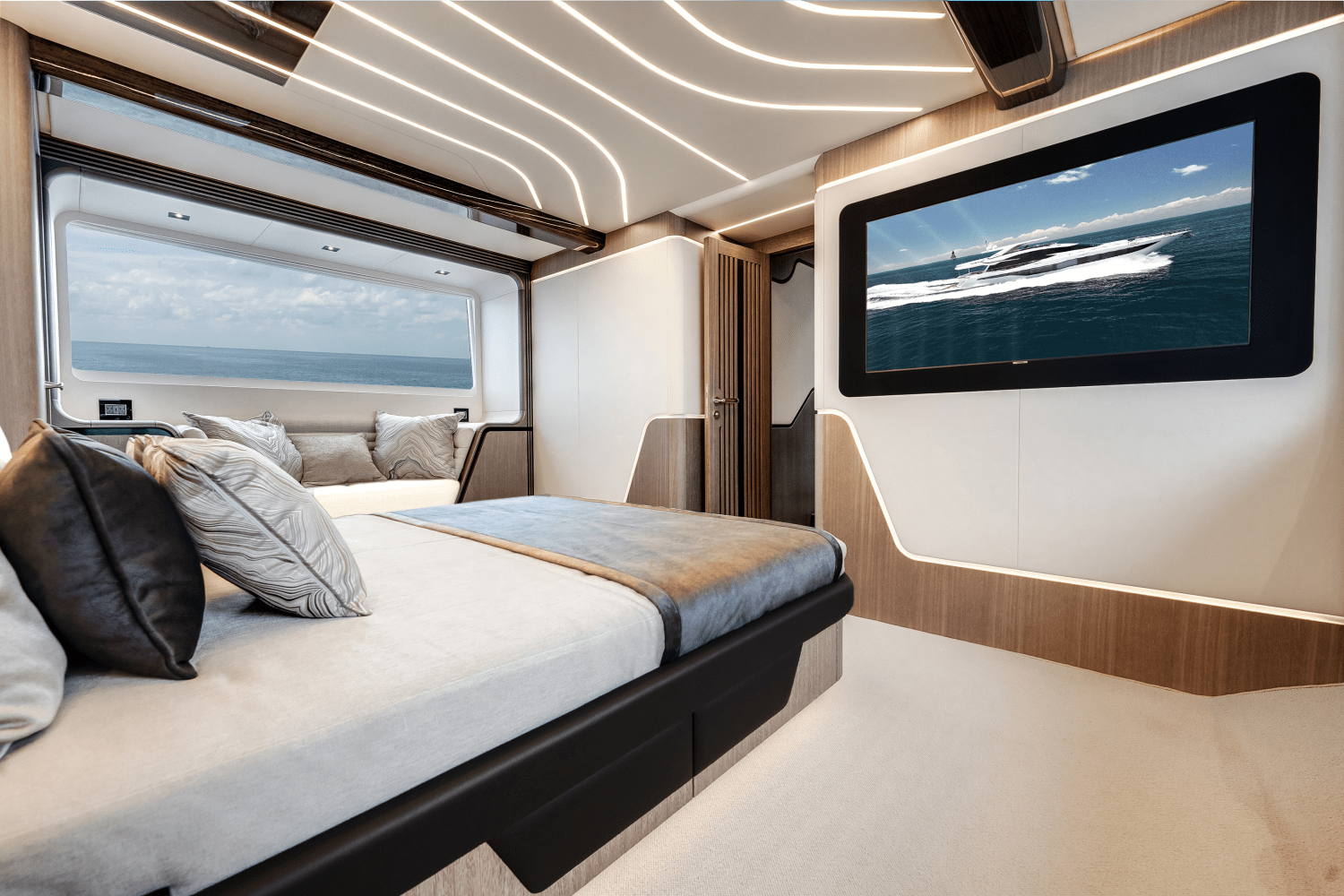 2026 Galeon 800 FLY 83.0 feet, Inuvik, Northwest Territories #40