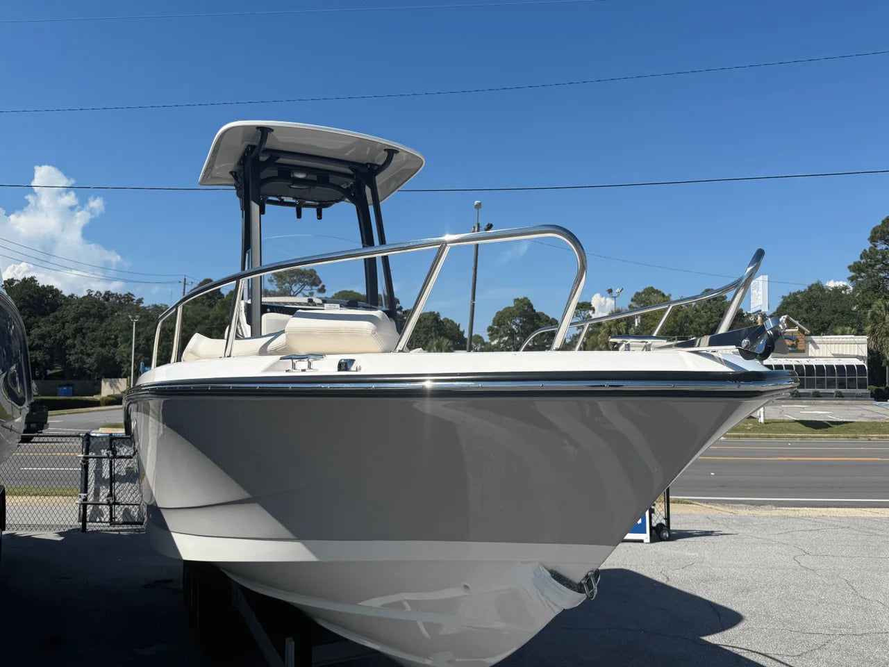 2026 Boston Whaler 250 Dauntless 25.0 feet, Panama City, FL #4