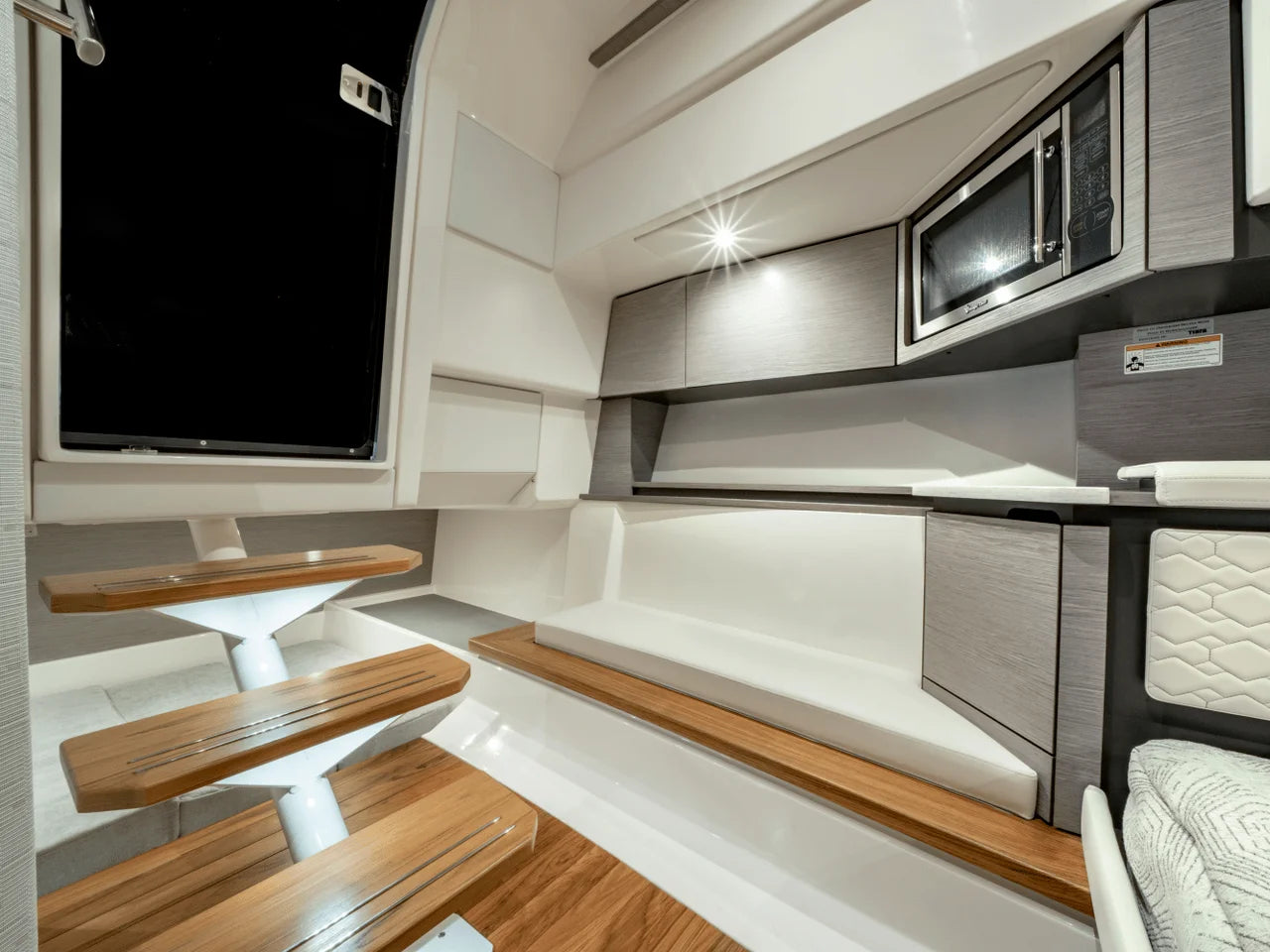 2025 Tiara Yachts LS 43 43.0 feet, Inuvik, Northwest Territories #39