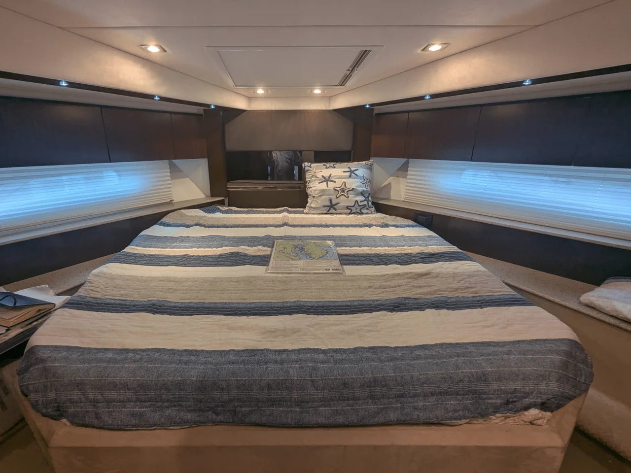 2013 Cruisers Yachts 48 CANTIUS 48.0 feet, Baltimore, MD #47