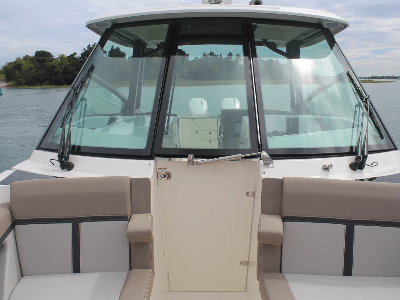 2026 Boston Whaler 330 Vantage 33.0 feet, Charleston, South Carolina #61