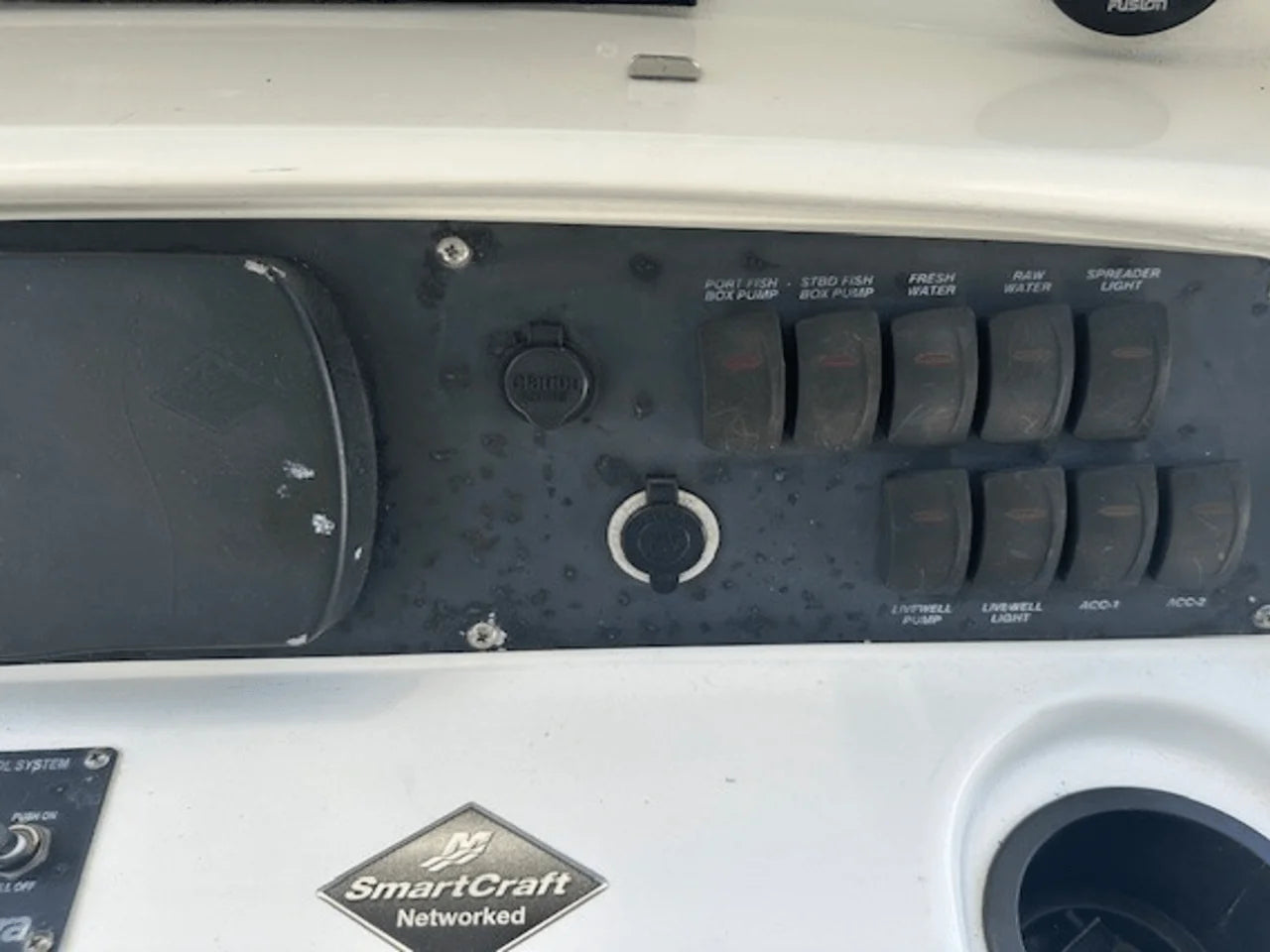 2006 Boston Whaler 240 OUTRAGE 24.0 feet, Wakefield, RI #23