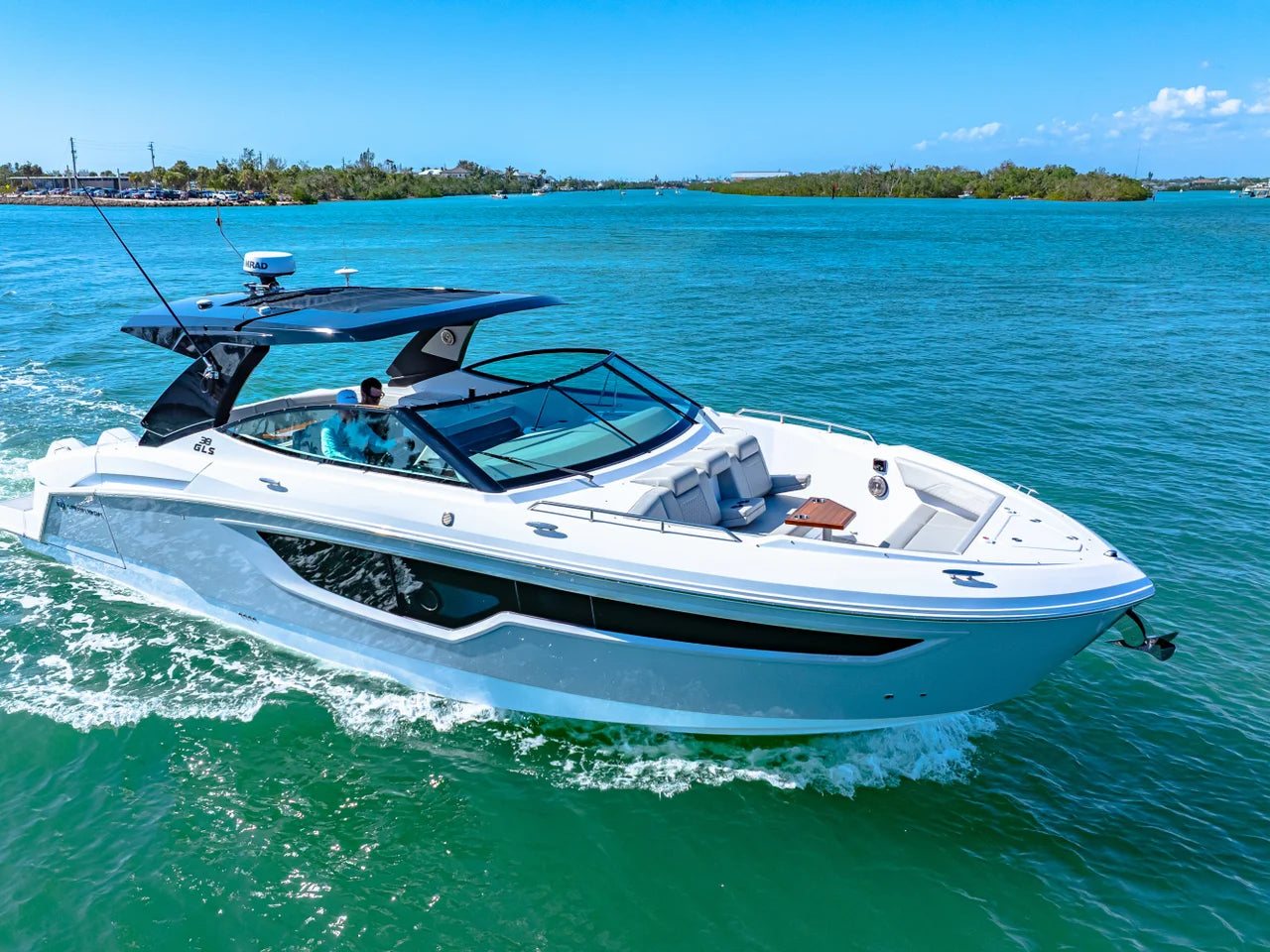 2025 Cruisers Yachts 38 GLS Outboard 38.0 feet, Venice, Florida #6