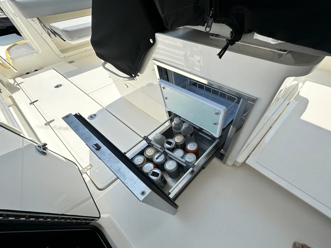 2023 Boston Whaler 330 OUTRAGE 33.0 feet, Danvers, Massachusetts #26