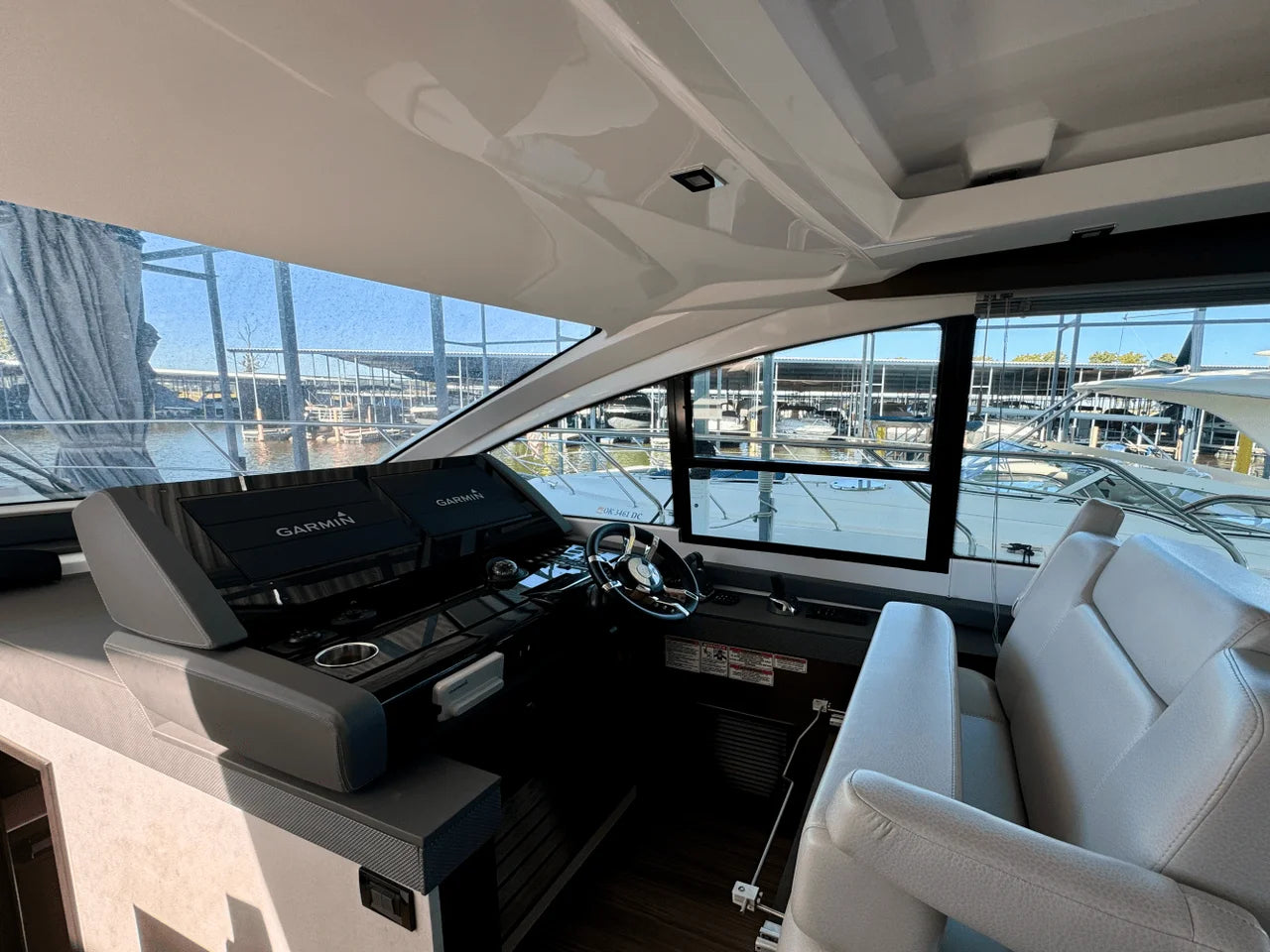 2018 Cruisers Yachts 50 CANTIUS 49.0 feet, Monkey Island, OK #15