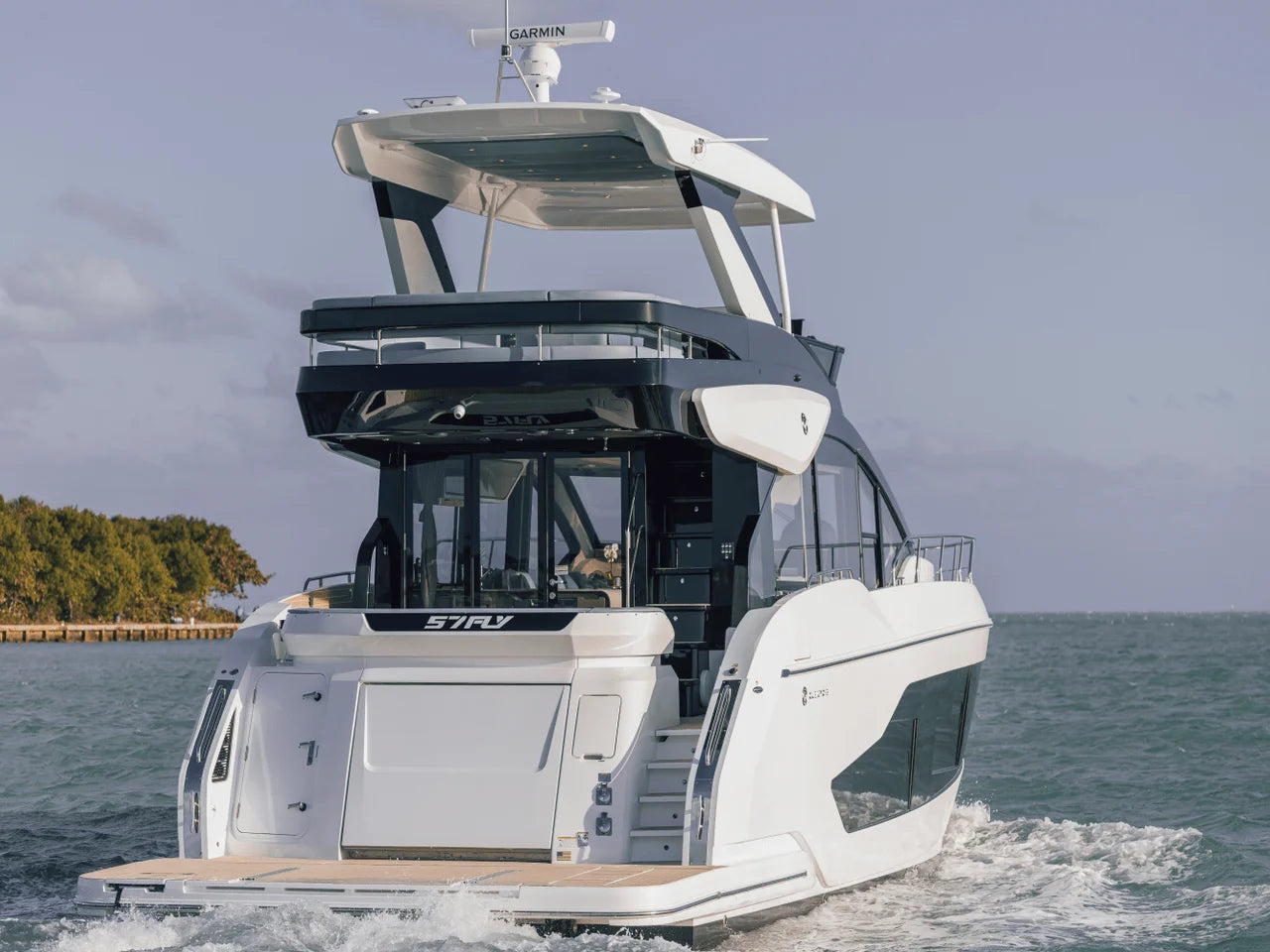 2026 Cruisers Yachts 57 FLY 57.0 feet, Inuvik, Northwest Territories #31