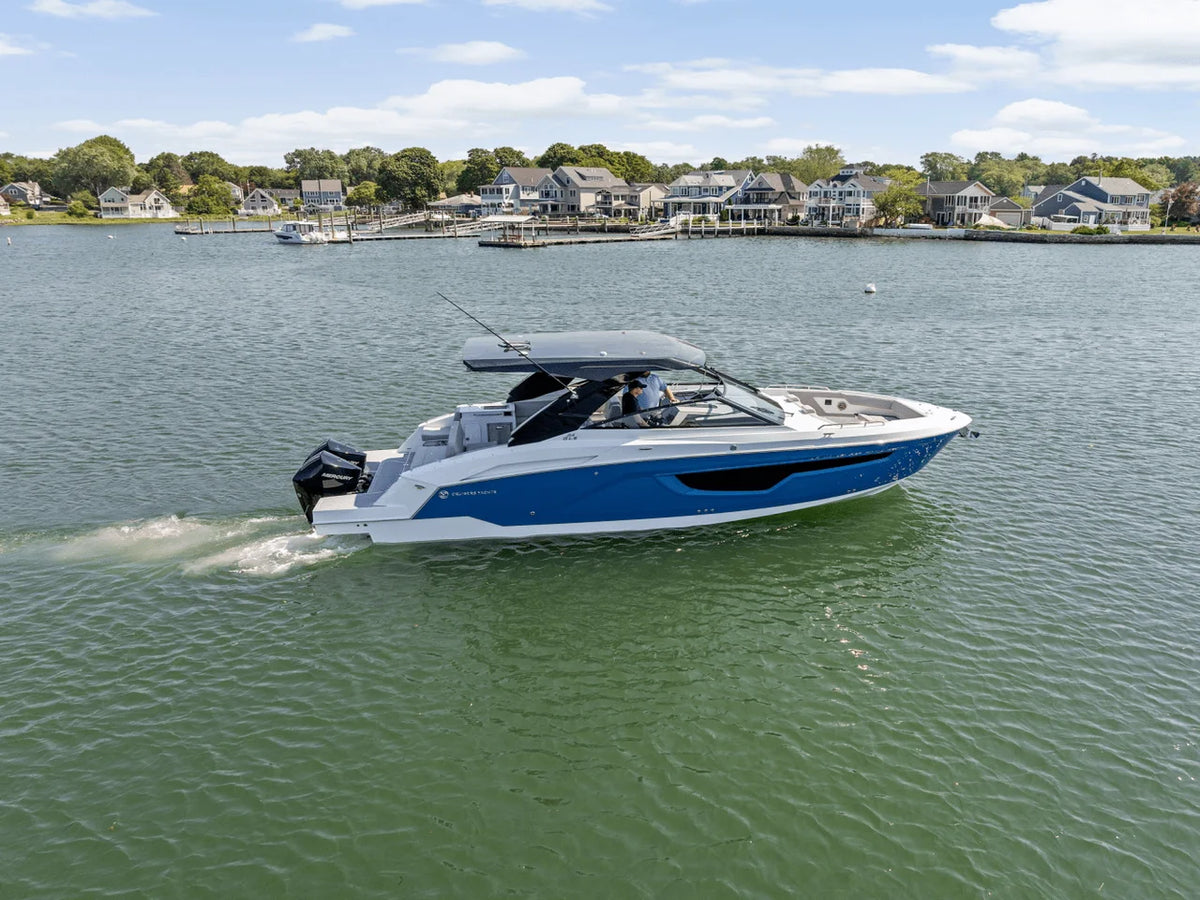 2026 Cruisers Yachts 34 GLS Outboard 34.0 feet, Danvers, Massachusetts #2