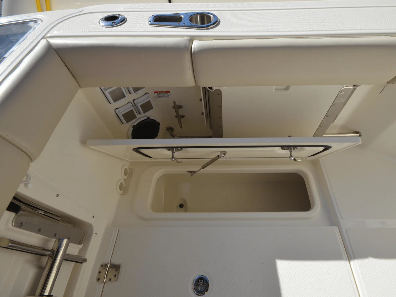 2027 Boston Whaler 325 Conquest 32.0 feet, Norwalk, Connecticut #51