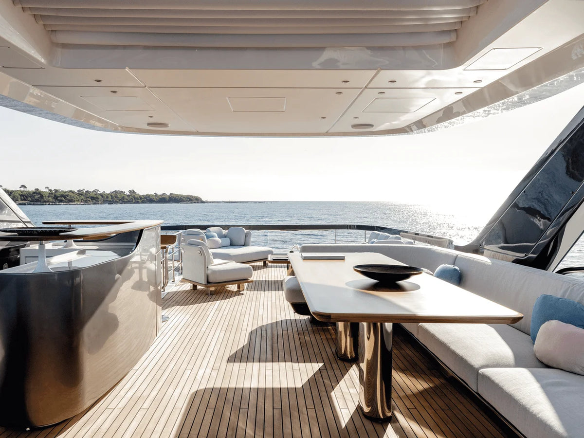 2027 Azimut Grande 26M 85.0 feet, Inuvik, Northwest Territories #19