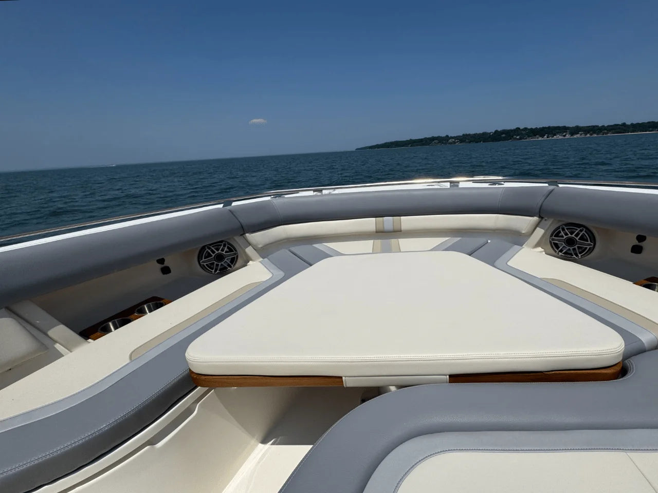 2025 Boston Whaler 380 Realm 38.0 feet, Huntington, NY #82