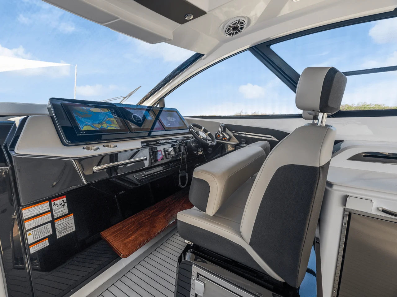 2026 Cruisers Yachts 50 GLS 50.0 feet, Inuvik, Northwest Territories #105