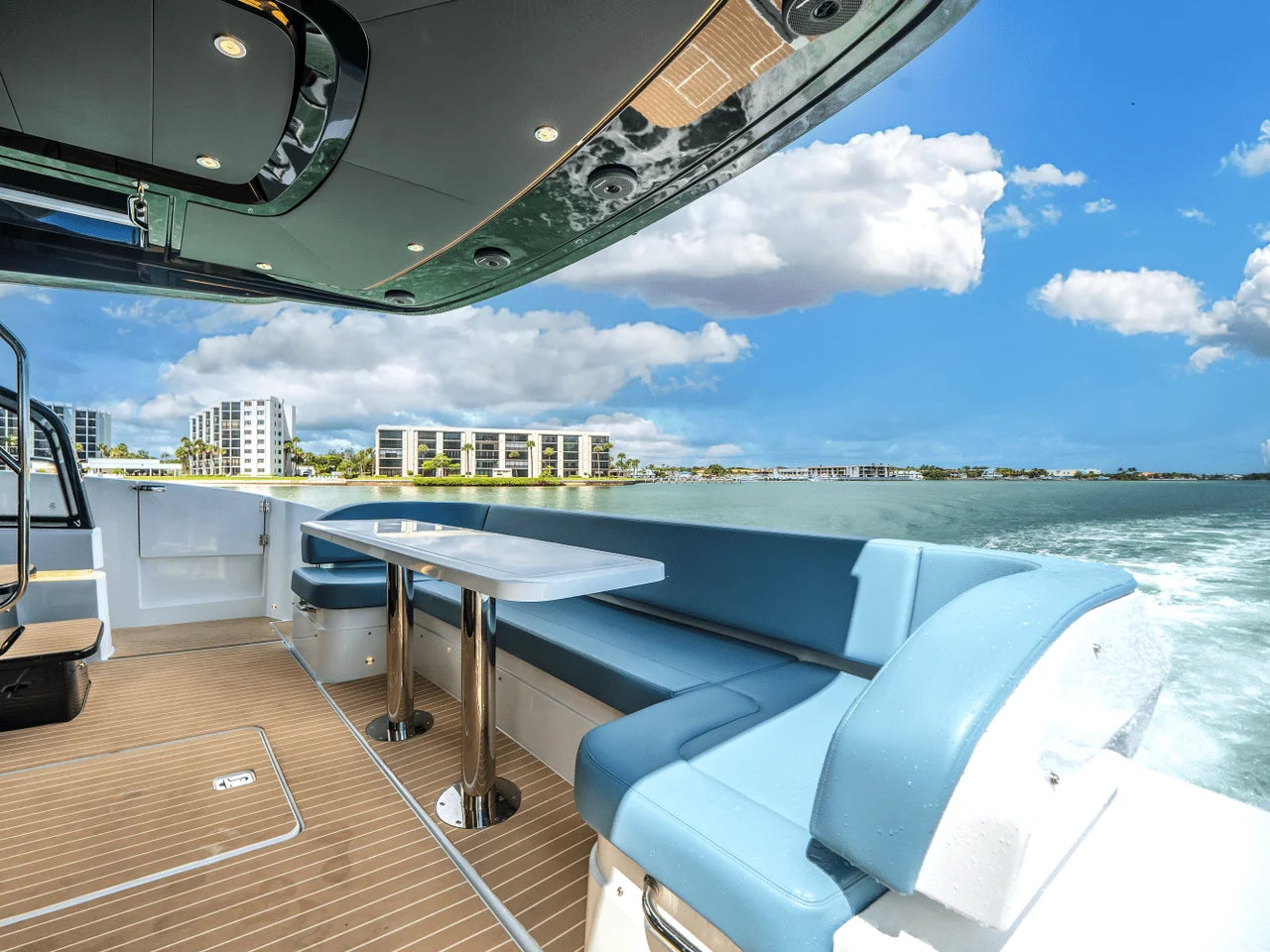 2026 Cruisers Yachts 57 FLY 57.0 feet, Jupiter, Florida #21