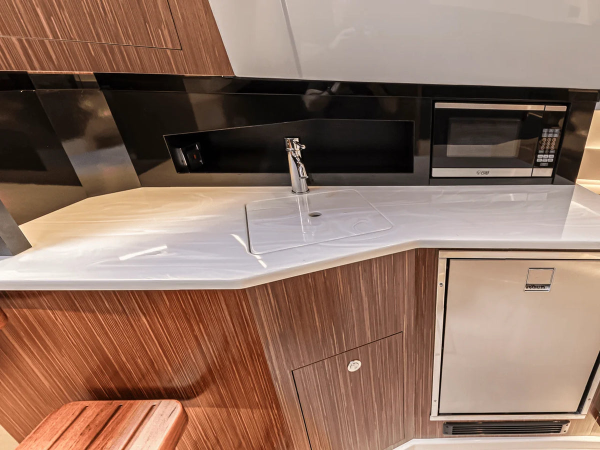 2022 Sea Ray 370 SUNDANCER OUTBOARD 37.0 feet, Highland Beach, FL, FL #32
