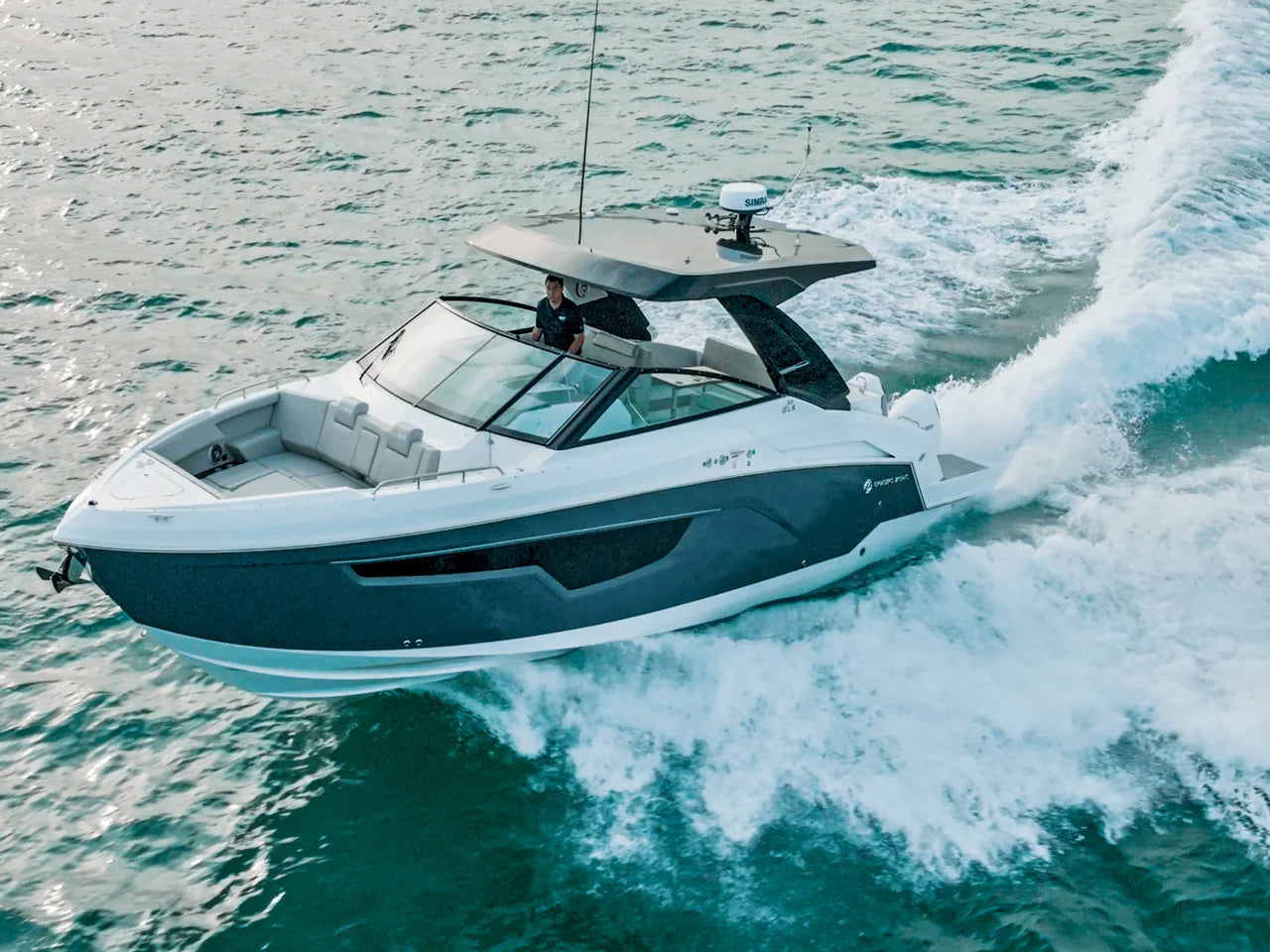 2026 Cruisers Yachts 34 GLS Outboard 35.0 feet, Inuvik, Northwest Territories #58