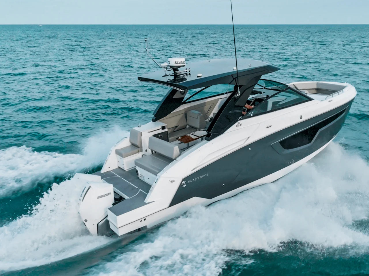 2026 Cruisers Yachts 34 GLS Outboard 35.0 feet, Inuvik, Northwest Territories #56