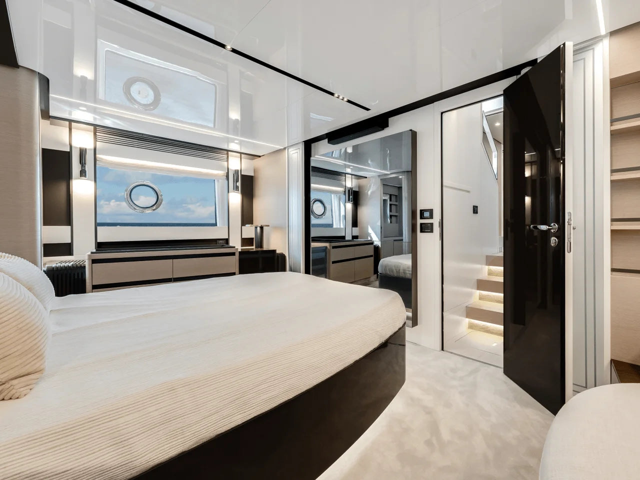 2024 Azimut S8 80.0 feet, Miami, FL #53