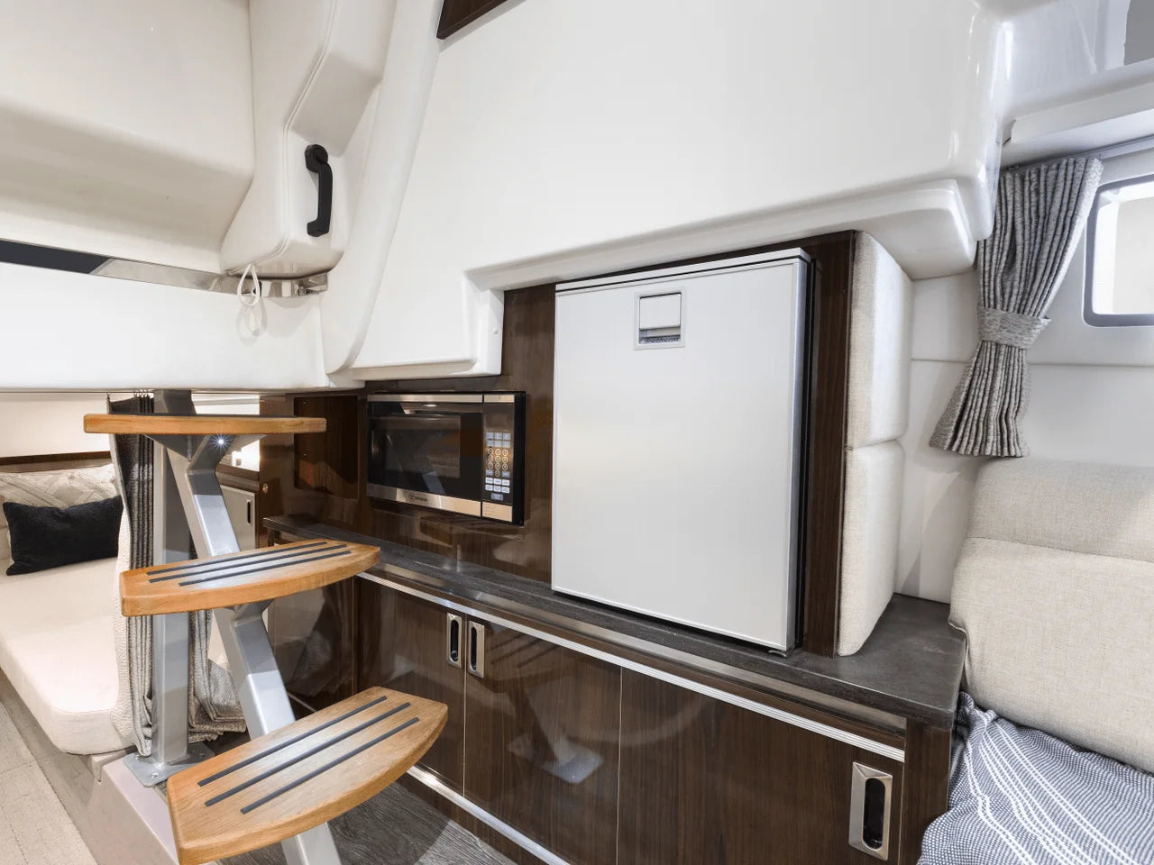 2026 Sea Ray Sundancer 320 32.0 feet, Inuvik, Northwest Territories #26