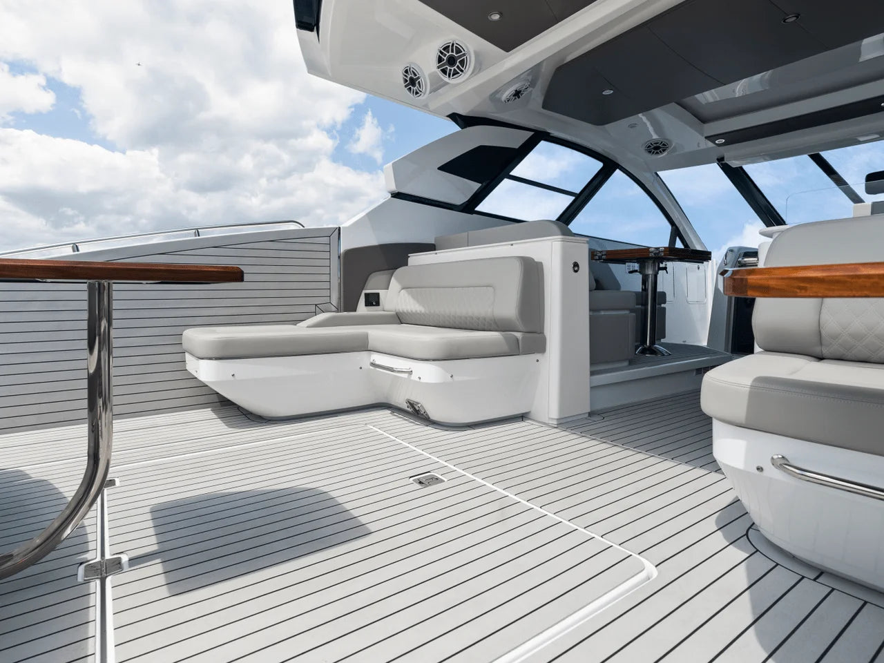 2026 Cruisers Yachts 50 GLS 50.0 feet, Inuvik, Northwest Territories #55