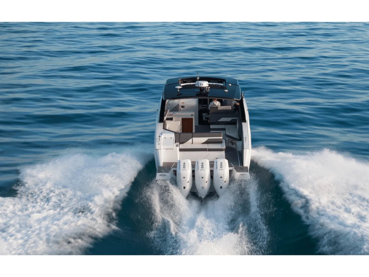 2026 Cruisers Yachts 38 GLS Outboard 38.0 feet, Inuvik, Northwest Territories #19