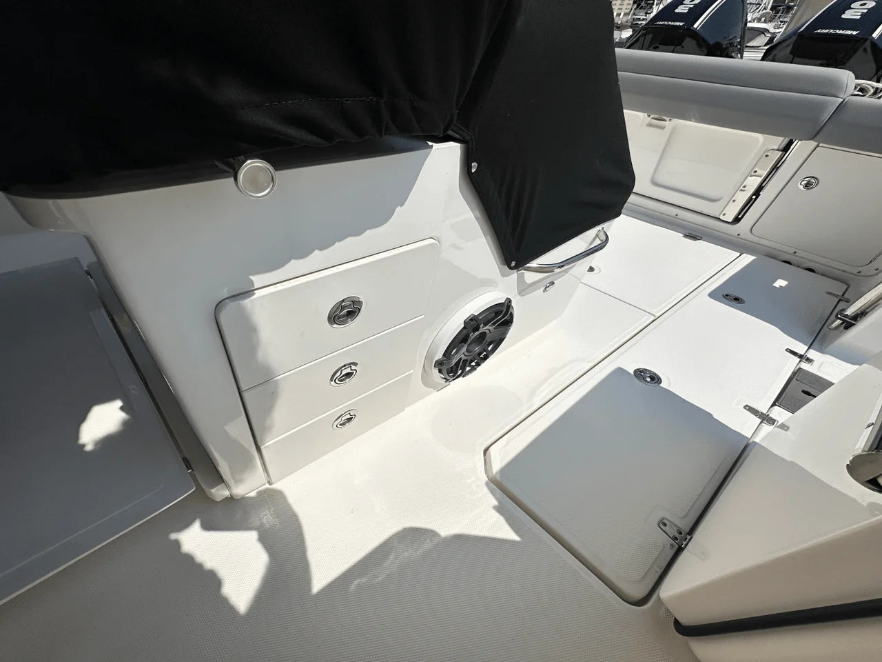 2023 Boston Whaler 330 OUTRAGE 33.0 feet, Danvers, Massachusetts #27