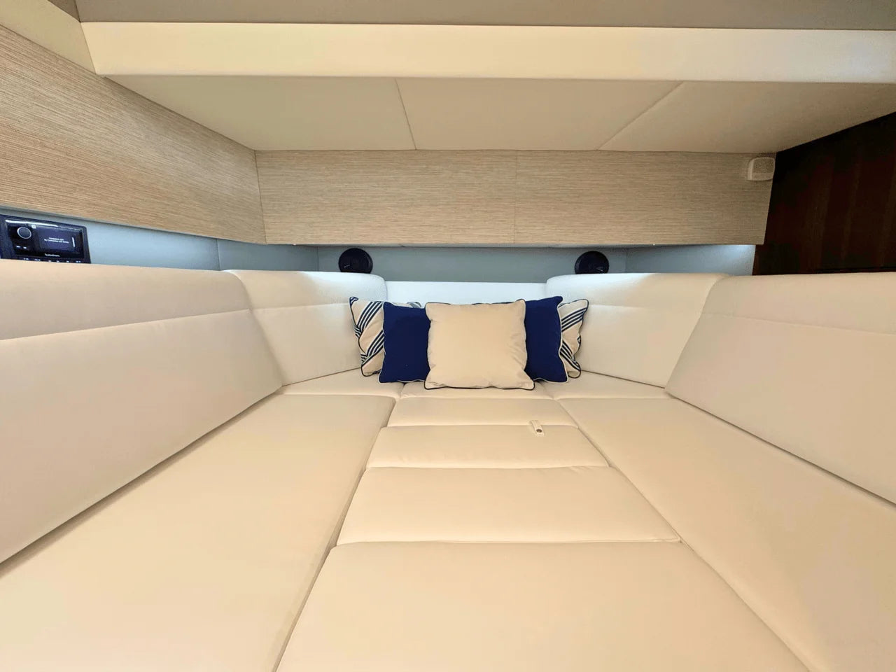 2025 Cruisers Yachts 42 GLS Outboard 42.0 feet, Seabrook, TX #23