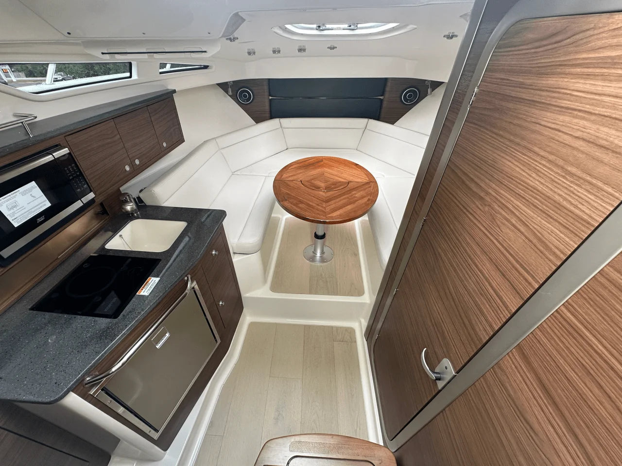 2026 Boston Whaler 325 Conquest 32.0 feet, Ocean View, NJ #42