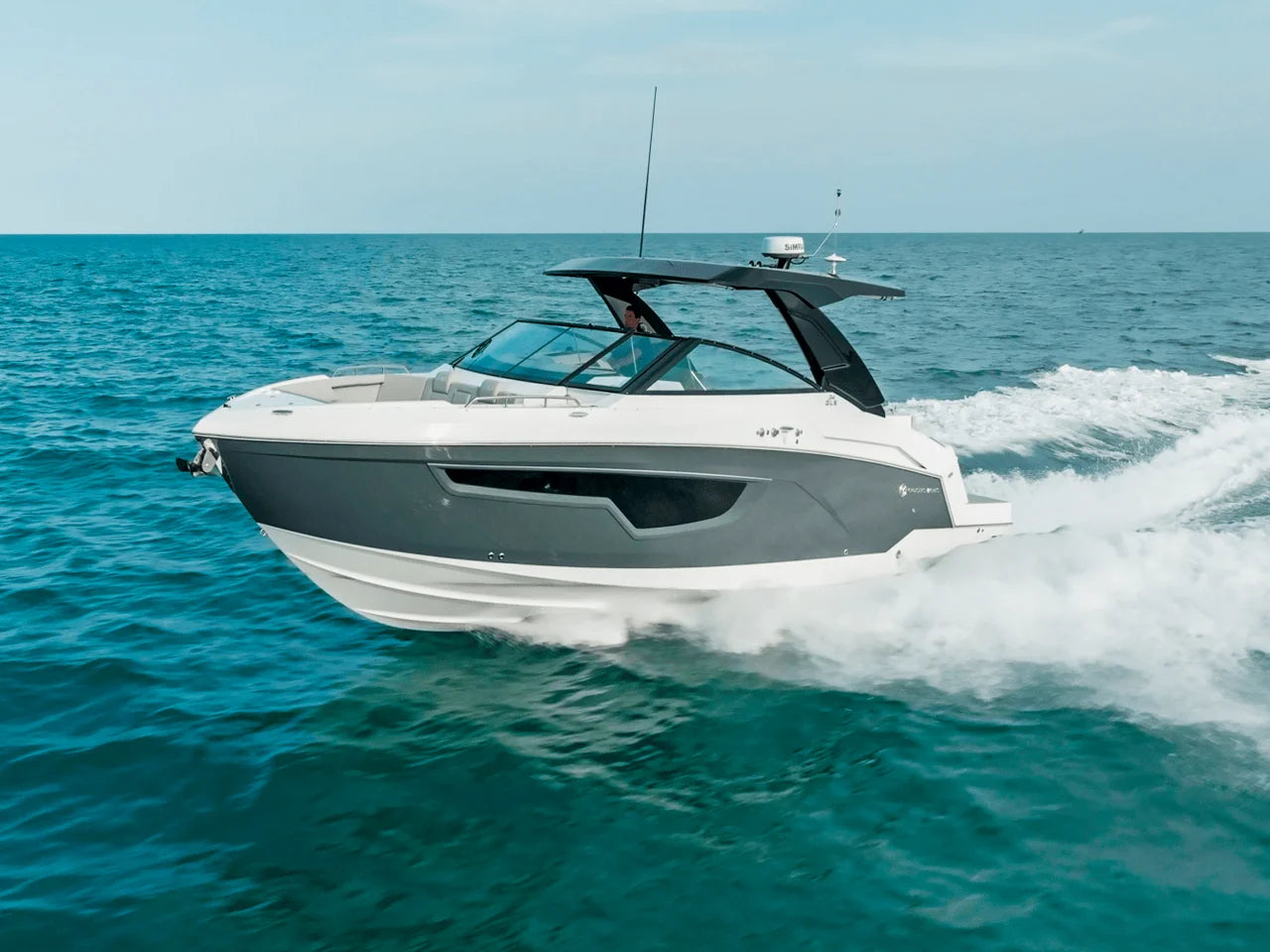 2027 Cruisers Yachts 34 GLS Outboard 34.0 feet, Sarasota, FL #38
