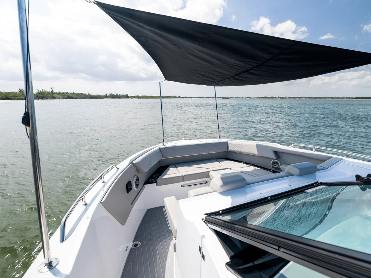 2027 Cruisers Yachts 34 GLS Outboard 34.0 feet, Venice, Florida #18