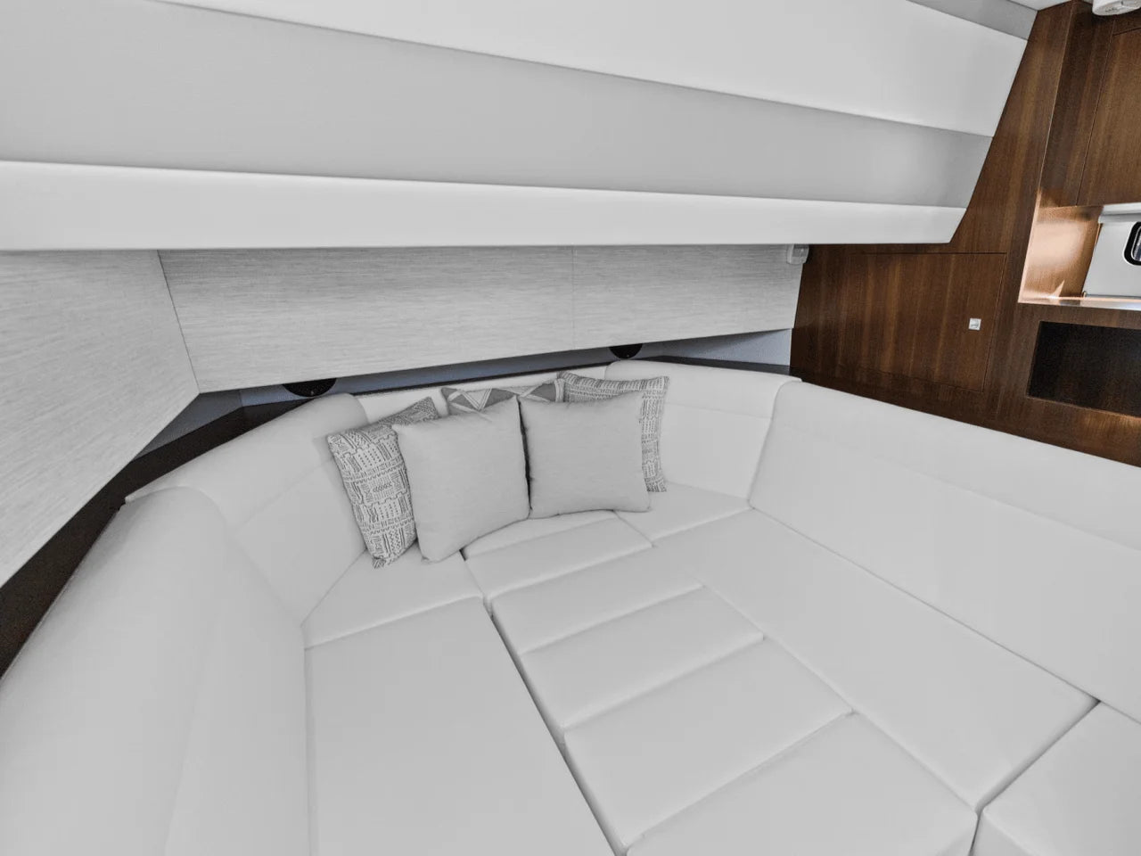 2025 Cruisers Yachts 42 GLS Outboard 42.0 feet, Quincy, MA #25